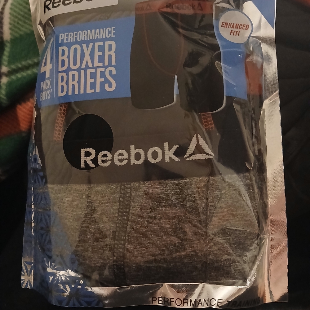 New Reebok Boys Size Large 4 Performance Boxer Briefs Pack
